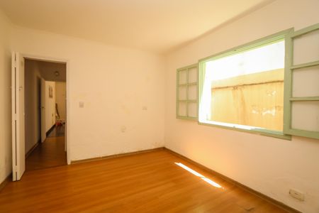 Sala de casa à venda com 5 quartos, 236m² em Chácara Agrindus, Taboão da Serra