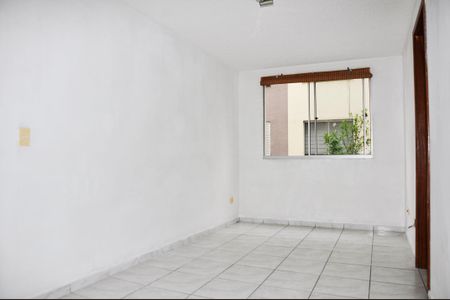 Sala de apartamento para alugar com 2 quartos, 45m² em Vila Portugal, São Paulo