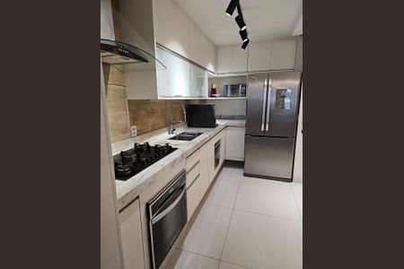 Cozinha de apartamento à venda com 3 quartos, 98m² em Vila Progresso, Jundiaí