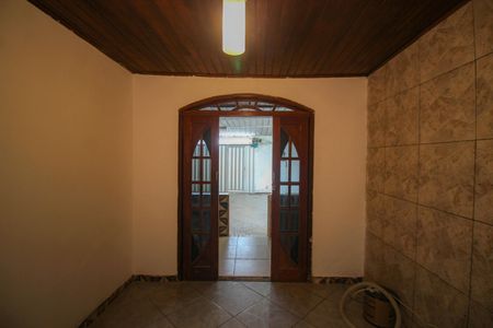 Sala de casa para alugar com 2 quartos, 60m² em Vila São Luís, Nova Iguaçu