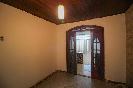 Sala de casa para alugar com 2 quartos, 60m² em Vila São Luís, Nova Iguaçu