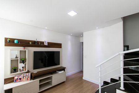 Sala de casa de condomínio à venda com 2 quartos, 60m² em Vila Paranagua, São Paulo