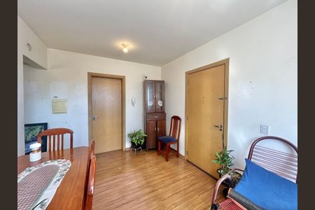 Sala de apartamento para alugar com 2 quartos, 51m² em Industrial, Novo Hamburgo