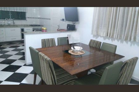 Casa à venda com 3 quartos, 200m² em Jardim Pinheiros, São Paulo