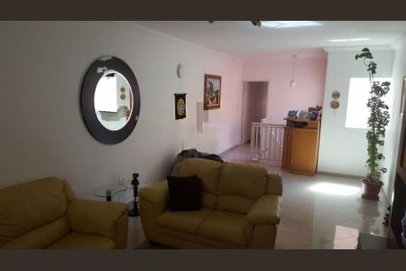 Casa à venda com 3 quartos, 200m² em Jardim Pinheiros, São Paulo