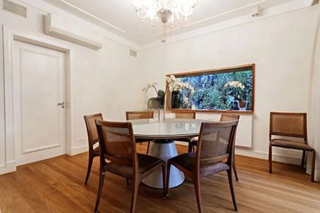 Casa à venda com 3 quartos, 273m² em Real Parque, São Paulo