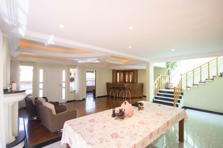 Sala de casa para alugar com 4 quartos, 495m² em Vila Albertina, São Paulo