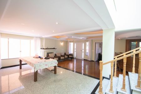 Sala de casa para alugar com 4 quartos, 495m² em Vila Albertina, São Paulo