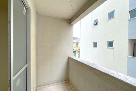 Varanda da Sala de apartamento à venda com 2 quartos, 54m² em João Pinheiro, Belo Horizonte
