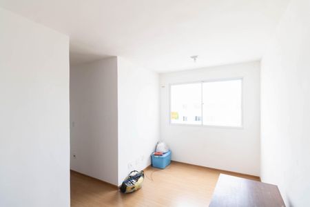 Sala de apartamento para alugar com 2 quartos, 41m² em Inhoaíba, Rio de Janeiro