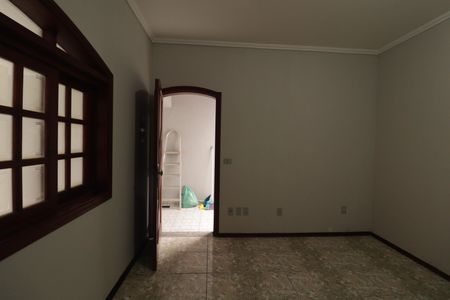 Sala de casa para alugar com 3 quartos, 212m² em Medeiros, Jundiaí