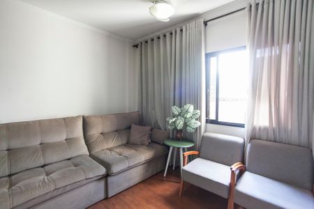Sala de apartamento para alugar com 3 quartos, 73m² em Presidente Roosevelt, Uberlândia