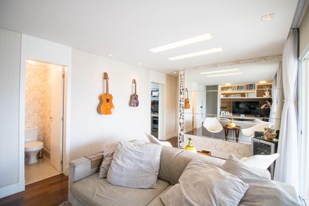 Sala de apartamento à venda com 3 quartos, 117m² em Várzea de Baixo, São Paulo