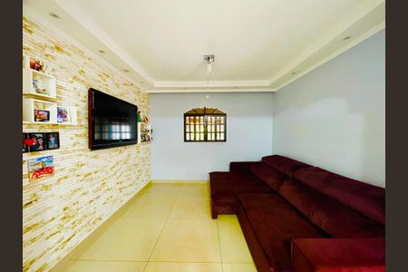 Sala de casa de condomínio para alugar com 2 quartos, 150m² em Jardim Guilhermino, Guarulhos