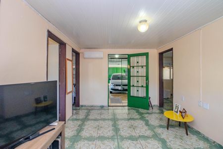 Sala de casa à venda com 2 quartos, 150m² em Jardim Carvalho, Porto Alegre