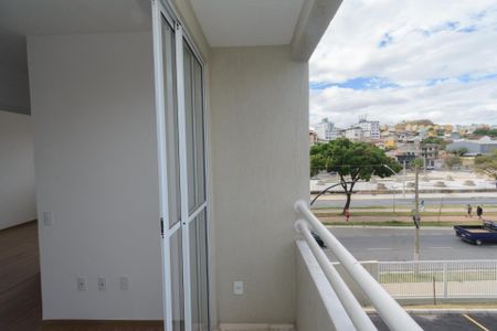 Varanda da Sala de apartamento para alugar com 2 quartos, 52m² em Novo Riacho, Contagem