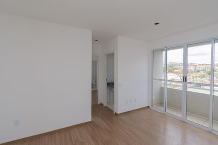 Sala de apartamento para alugar com 2 quartos, 52m² em Novo Riacho, Contagem