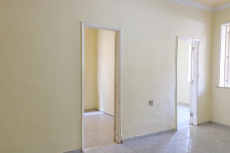 Sala de casa à venda com 4 quartos, 200m² em Cachambi, Rio de Janeiro