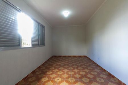 Quarto 1 de casa para alugar com 2 quartos, 90m² em Jardim Três Marias, São Paulo