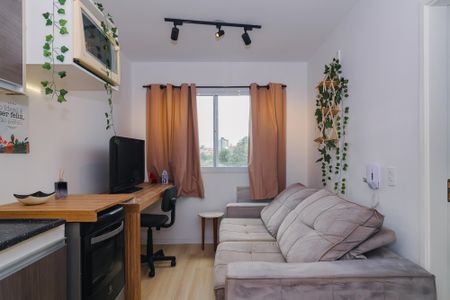 Sala de apartamento para alugar com 1 quarto, 24m² em Parque Arariba, São Paulo