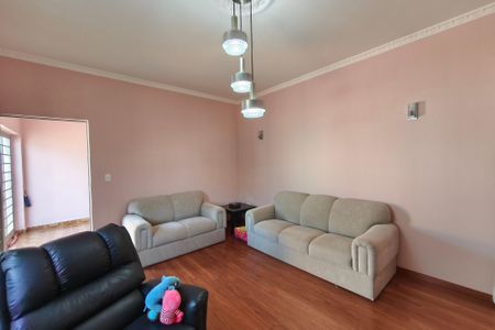 Sala de casa à venda com 4 quartos, 240m² em Jardim do Trevo, Campinas