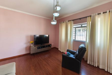Sala de casa à venda com 4 quartos, 240m² em Jardim do Trevo, Campinas