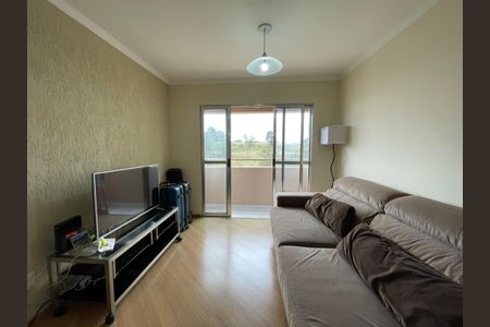 Sala de apartamento para alugar com 3 quartos, 68m² em Jardim Jaqueline, São Paulo