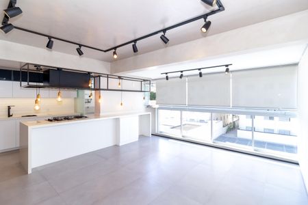 Sala de apartamento à venda com 2 quartos, 73m² em Lapa, São Paulo