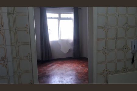 Apartamento à venda com 2 quartos, 62m² em Santa Tereza, Belo Horizonte