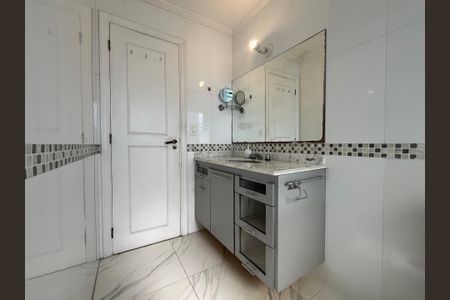 Banheiro de apartamento para alugar com 4 quartos, 175m² em Vila Mariana, São Paulo