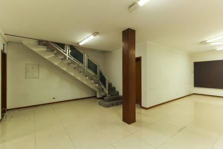 Sala de casa para alugar com 4 quartos, 256m² em Vila Regente Feijó, São Paulo