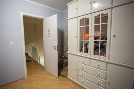 Quarto 1 de casa de condomínio para alugar com 3 quartos, 120m² em Vila Mariza Mazzei, São Paulo