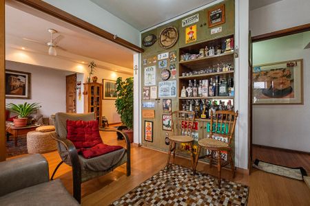 Quarto 1 de apartamento para alugar com 3 quartos, 135m² em Jardim Paulista, São Paulo