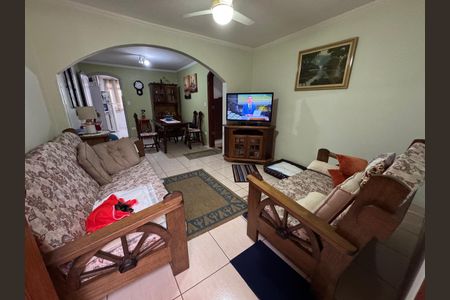 Casa à venda com 3 quartos, 180m² em Nova Gerti, São Caetano do Sul