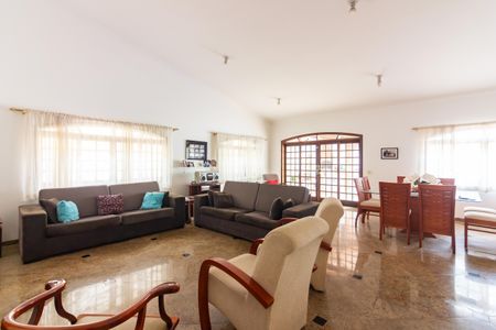 Sala 2 de casa à venda com 4 quartos, 262m² em City Bussocaba, Osasco