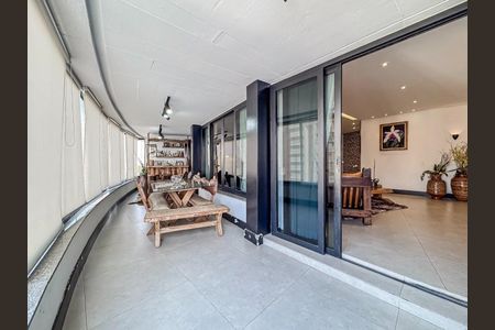 Casa para alugar com 5 quartos, 398m² em Centro, São Bernardo do Campo