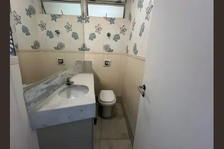 Banheiro de casa para alugar com 4 quartos, 583m² em São Bento, Belo Horizonte