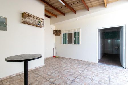 Casa para alugar com 3 quartos, 270m² em Baeta Neves, São Bernardo do Campo