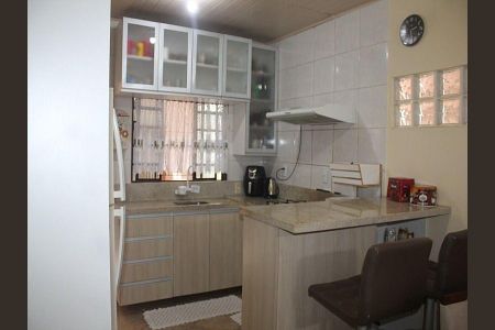 Cozinha de casa à venda com 3 quartos, 180m² em Costa E Silva, Porto Alegre