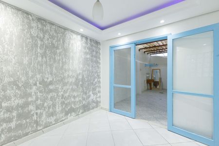 Sala de apartamento à venda com 2 quartos, 70m² em Petrópolis, Porto Alegre