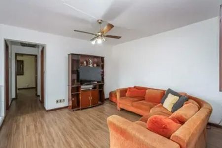 Sala 2 de casa para alugar com 3 quartos, 300m² em Partenon, Porto Alegre