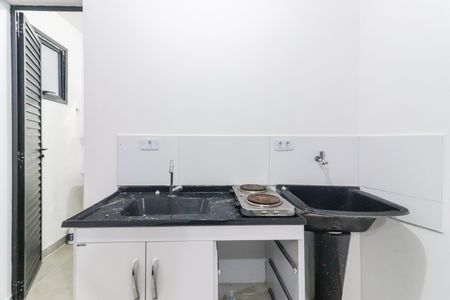 Cozinha de kitnet/studio para alugar com 1 quarto, 24m² em Jardim Ester, São Paulo