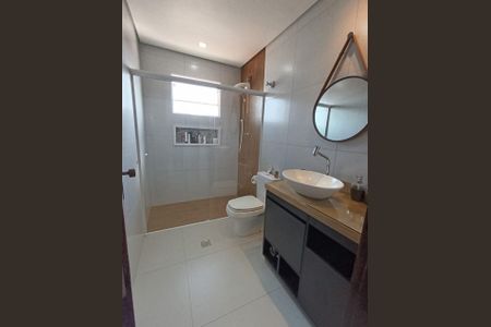 Casa à venda com 3 quartos, 124m² em Vila Ema, São Paulo