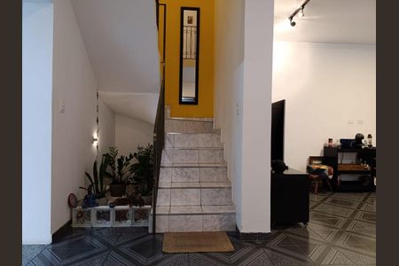 Casa à venda com 3 quartos, 124m² em Vila Ema, São Paulo