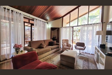 Sala de casa de condomínio para alugar com 4 quartos, 350m² em Parque Taquaral, Campinas