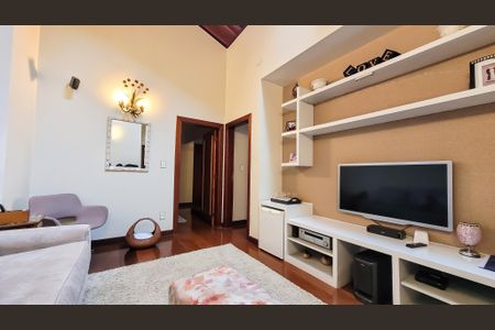 Sala de casa de condomínio para alugar com 4 quartos, 350m² em Parque Taquaral, Campinas