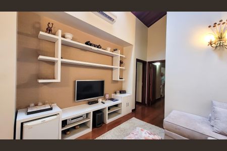 Sala de casa de condomínio para alugar com 4 quartos, 350m² em Parque Taquaral, Campinas