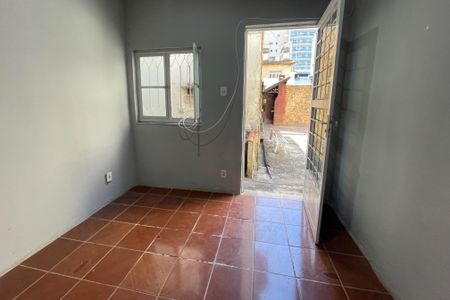 Sala de casa de condomínio para alugar com 1 quarto, 250m² em Jardim Vinte E Cinco de Agosto, Duque de Caxias