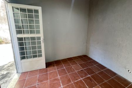 Sala de casa de condomínio para alugar com 1 quarto, 250m² em Jardim Vinte E Cinco de Agosto, Duque de Caxias