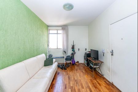 Sala de apartamento à venda com 3 quartos, 80m² em Padre Eustáquio, Belo Horizonte